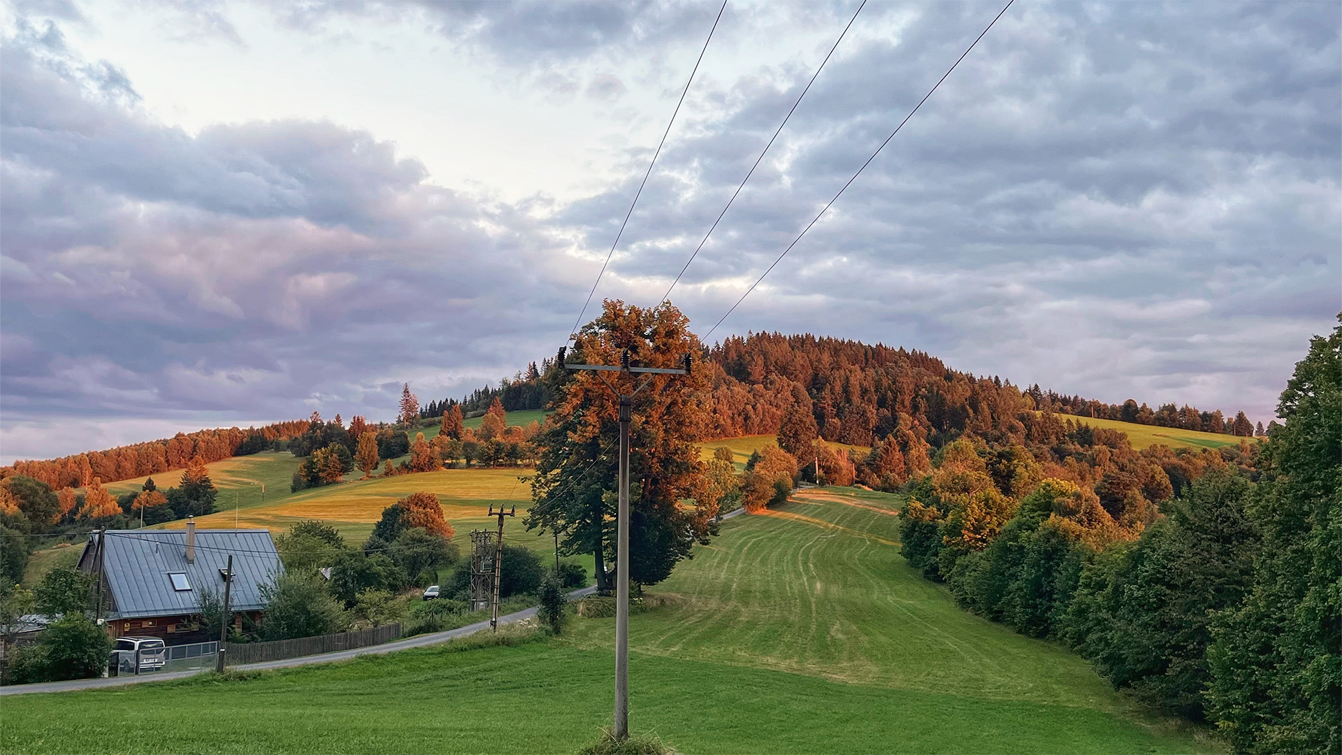 MB Santov, cover web