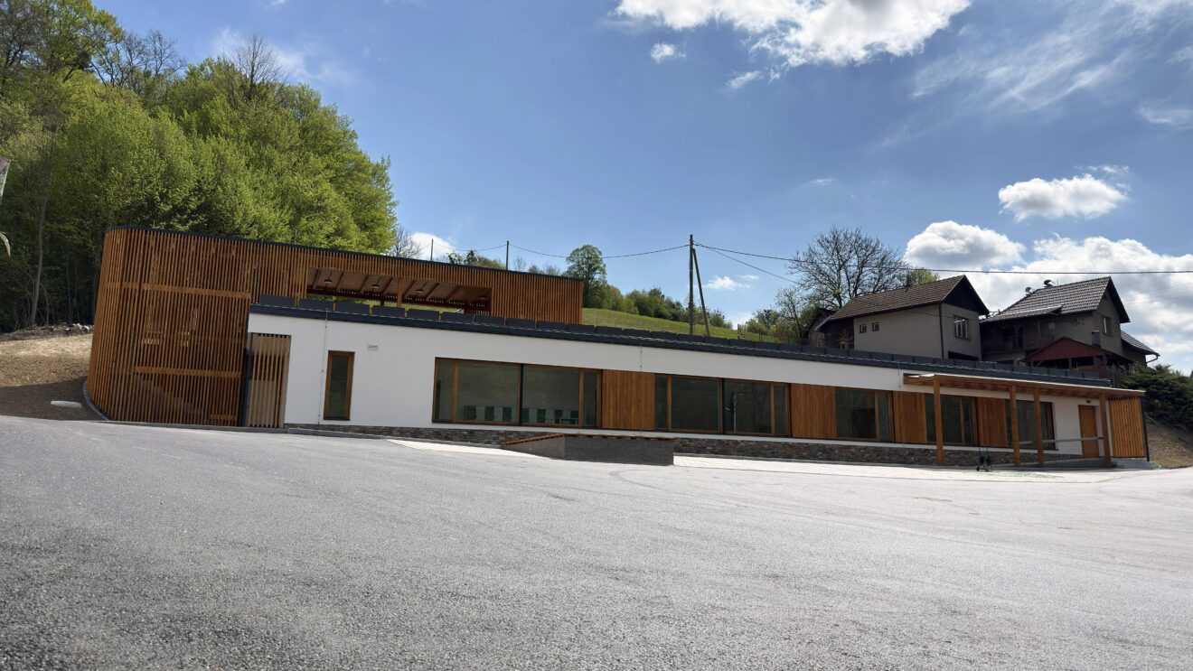 Završení projektu výstavby nové dětské skupiny Jalovec je tady. 
Stavba byla úspěšně dokončena a zkolaudována. 